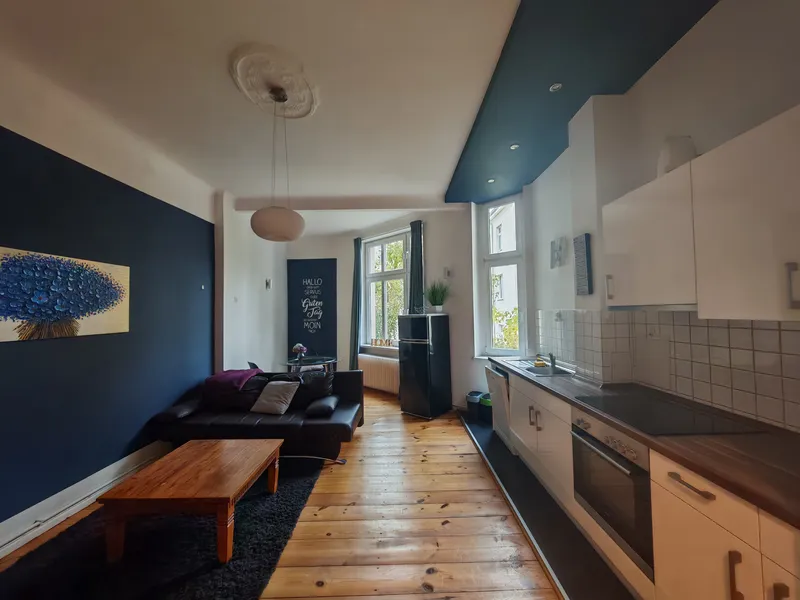Alltagstaugliche 2-Zimmer-Wohnung mit Balkon in Berlin-Steglitz — photo 1